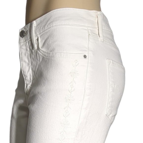 Levi’s Strauss  311 Skinny Filiform Embroidery White Jeans Size 30 - Picture 15 of 16